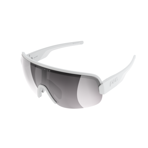 AIM1001_9545_HydrogenWhite_ClarityRoad_SunnySilver_1.png