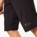 SEEKER AIRLINE SHORT BLACK 6.jpg
