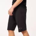 SEEKER AIRLINE SHORT BLACK 7.jpg