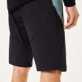 SEEKER AIRLINE SHORT PACIFIC 4.jpg