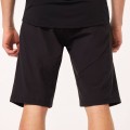 SEEKER AIRLINE SHORT BLACK 5.jpg