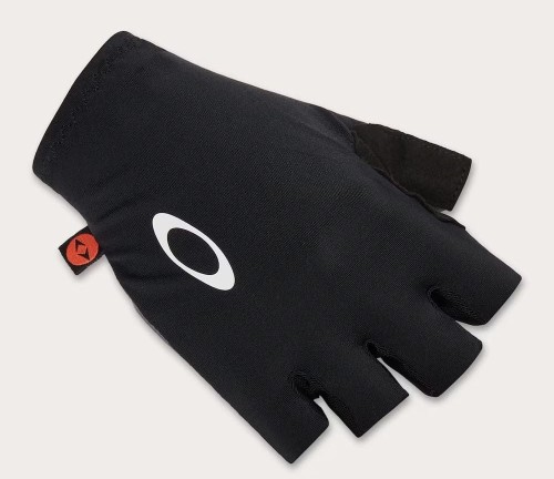 335078-oakley-drops-road-glove-20-rukavice-blackout-1741723982_67d0994e69770.jpg