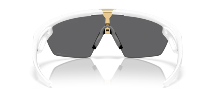 OO9403-24 3.png
