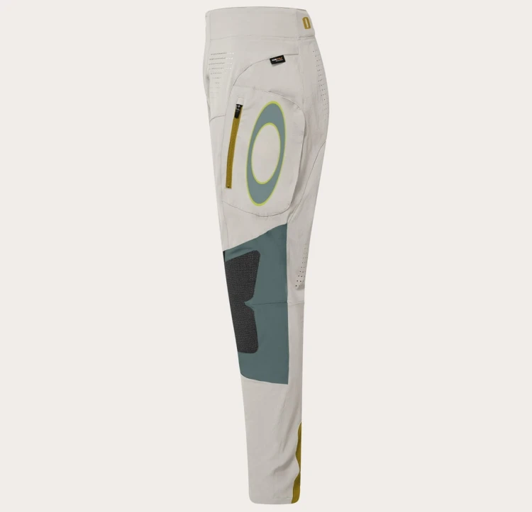 FOA406793-68S 3.png